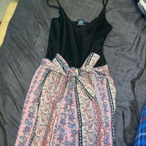 rue 21 xs black and pink wide leg jumpsuit.